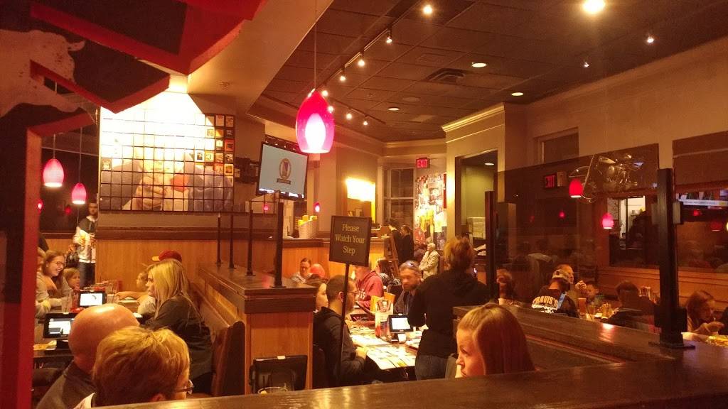 Red Robin Gourmet Burgers and Brews | restaurant | 621 Park Avenue, Hershey, PA 17033, USA | 7175201776 OR +1 717-520-1776