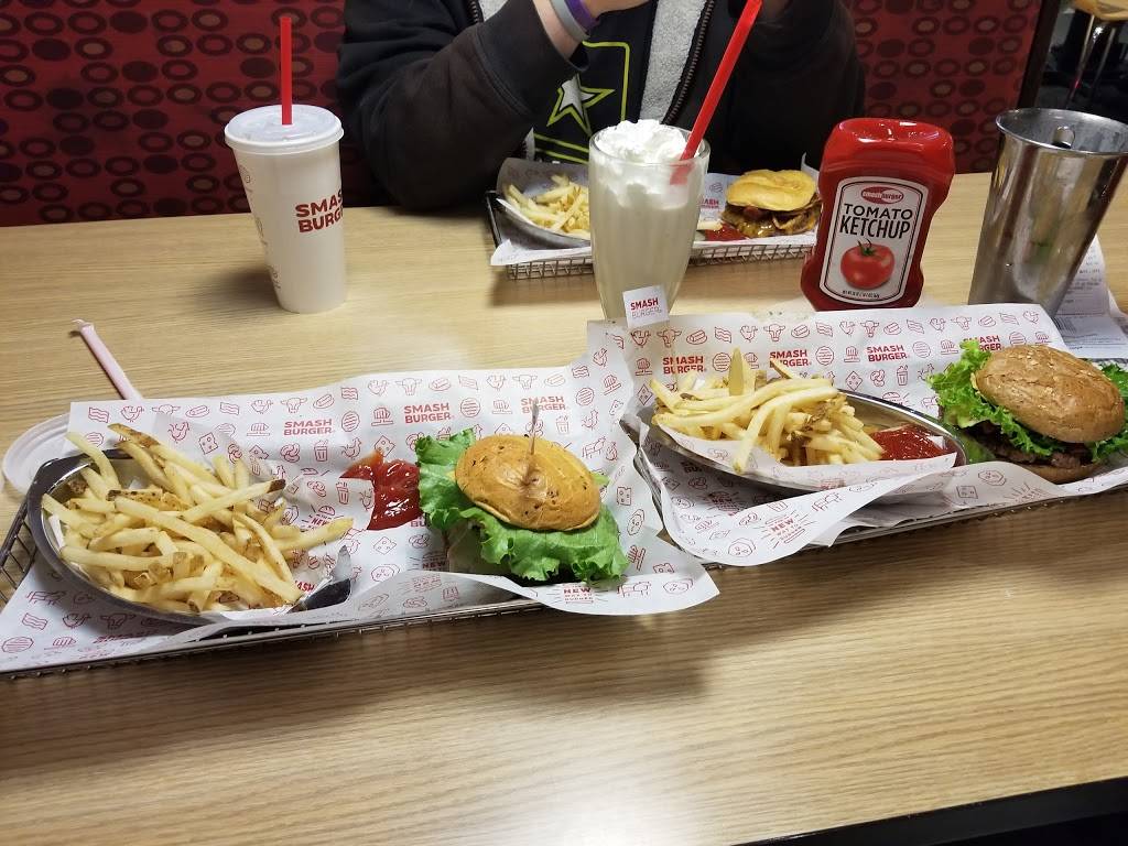 Smashburger | restaurant | 3707 Bloomington St, Colorado Springs, CO 80922, USA | 7195744126 OR +1 719-574-4126