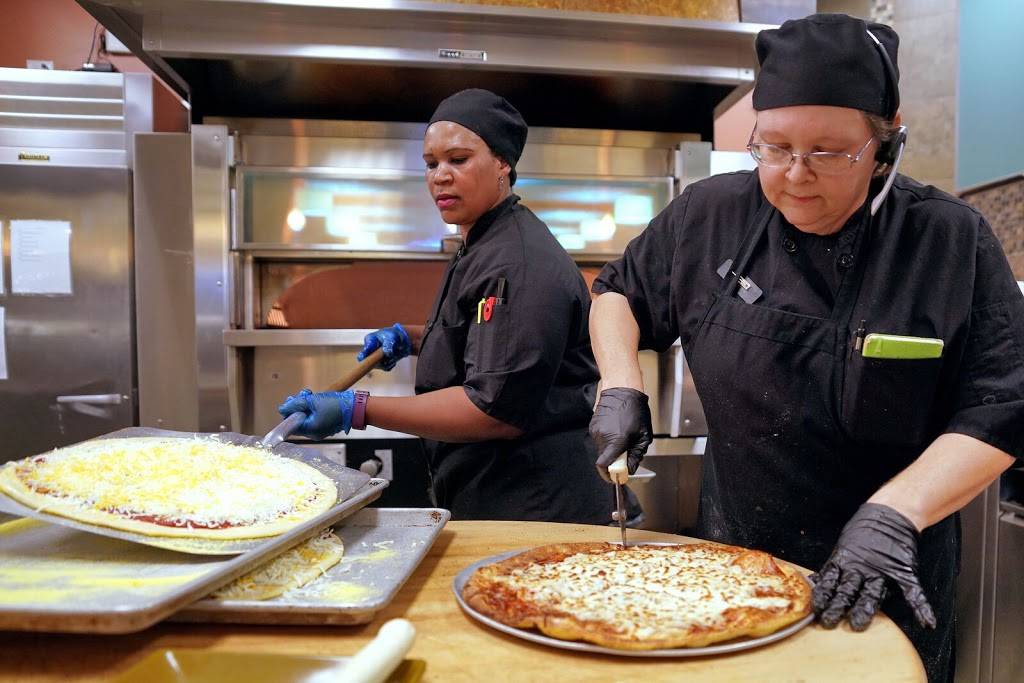 Augustana College Dining Services - The Gerber Center | restaurant | 3435 9 1/2 Ave, Rock Island, IL 61201, USA | 3097947543 OR +1 309-794-7543