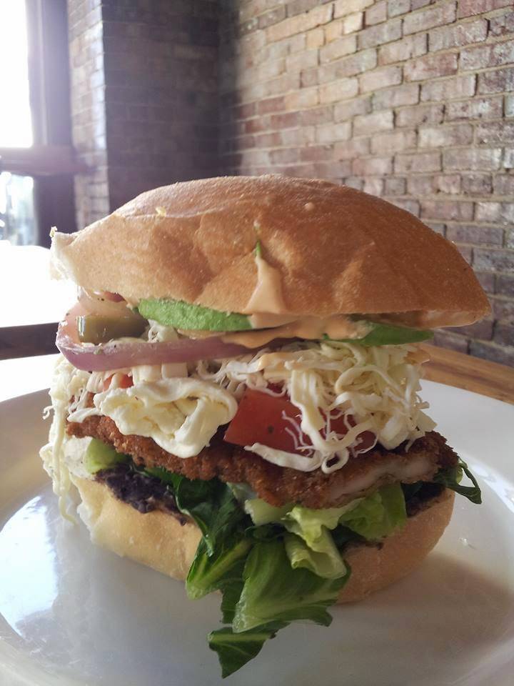 La Victoria Taqueria | restaurant | 6 Wallis St, Beverly, MA 01915, USA | 9789692228 OR +1 978-969-2228