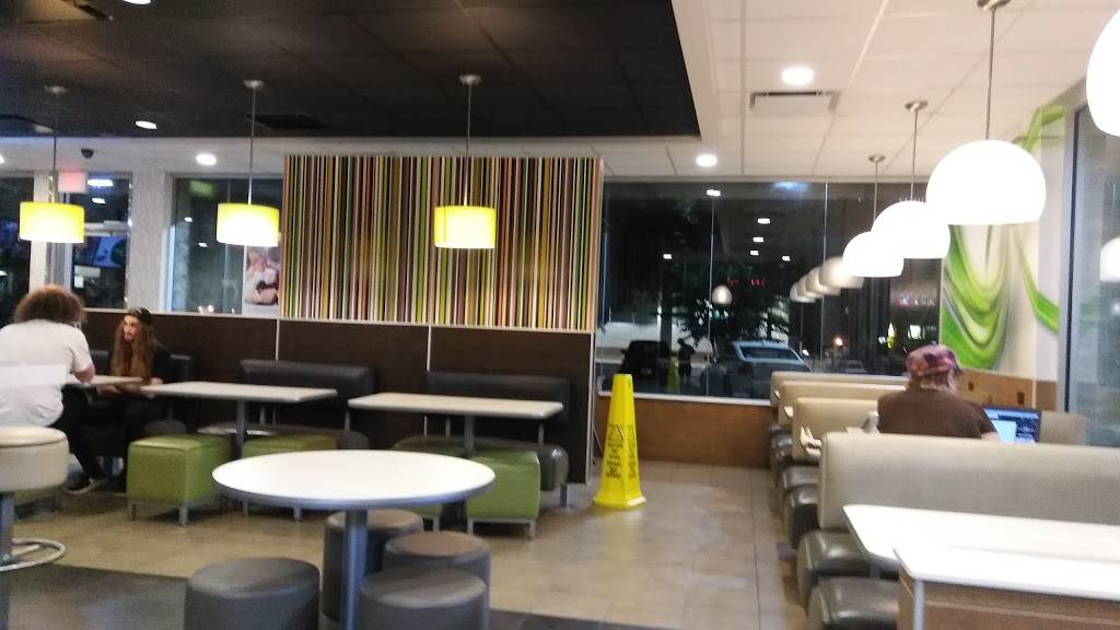 McDonalds | cafe | 102 E International Speedway Blvd, DeLand, FL 32724, USA | 3867385688 OR +1 386-738-5688