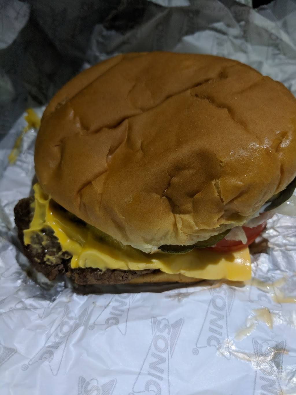 Sonic Drive-In | restaurant | 26046 116th Ave SE, Kent, WA 98030, USA | 2538520579 OR +1 253-852-0579