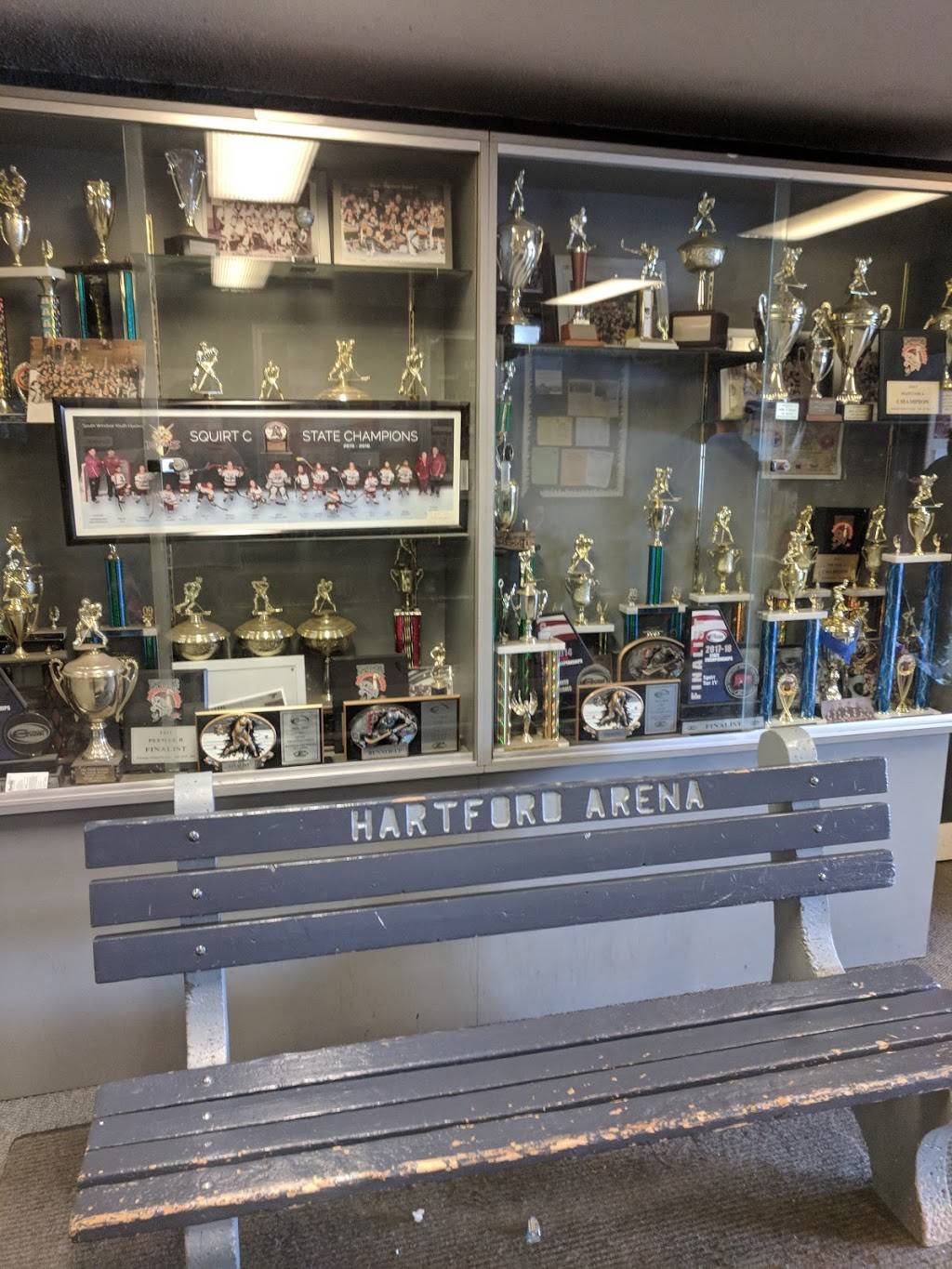 South Windsor Arena/Hockey1 | restaurant | 585 John Fitch Blvd, South Windsor, CT 06074, USA | 8602893401 OR +1 860-289-3401