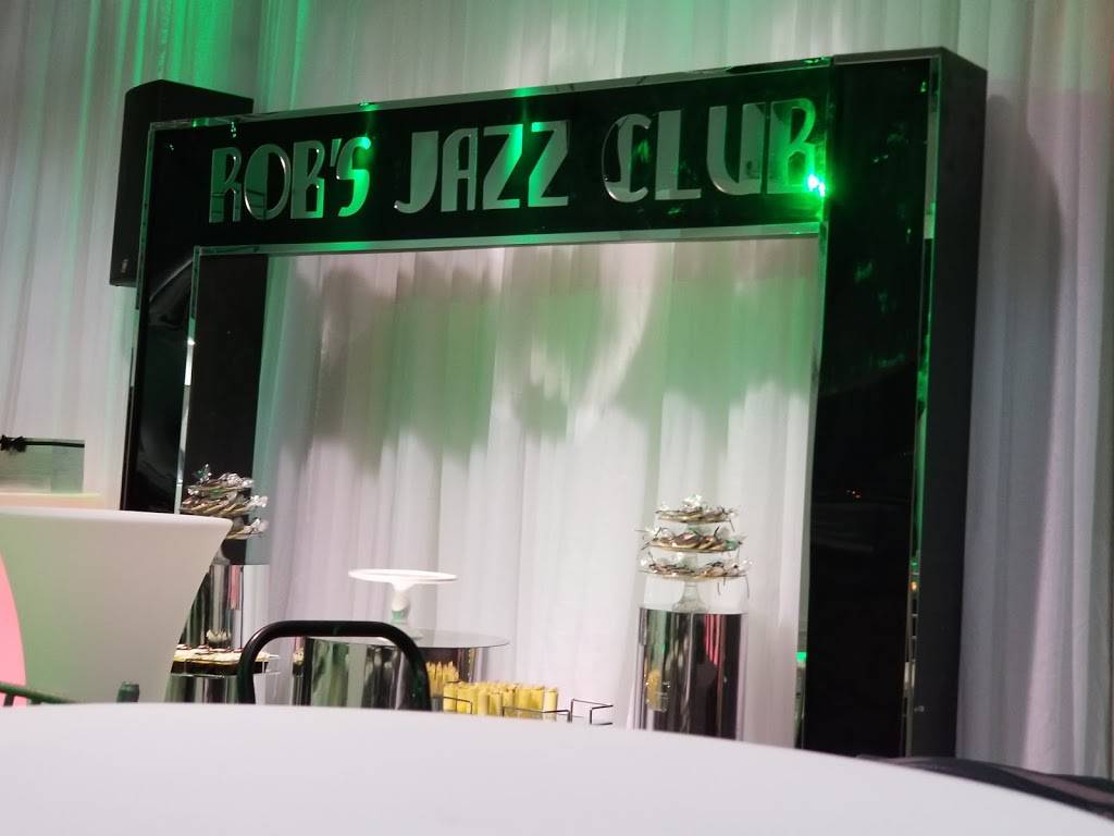 The factory | restaurant | 124 Woodcleft Ave, Freeport, NY 11520, USA | 5163308317 OR +1 516-330-8317