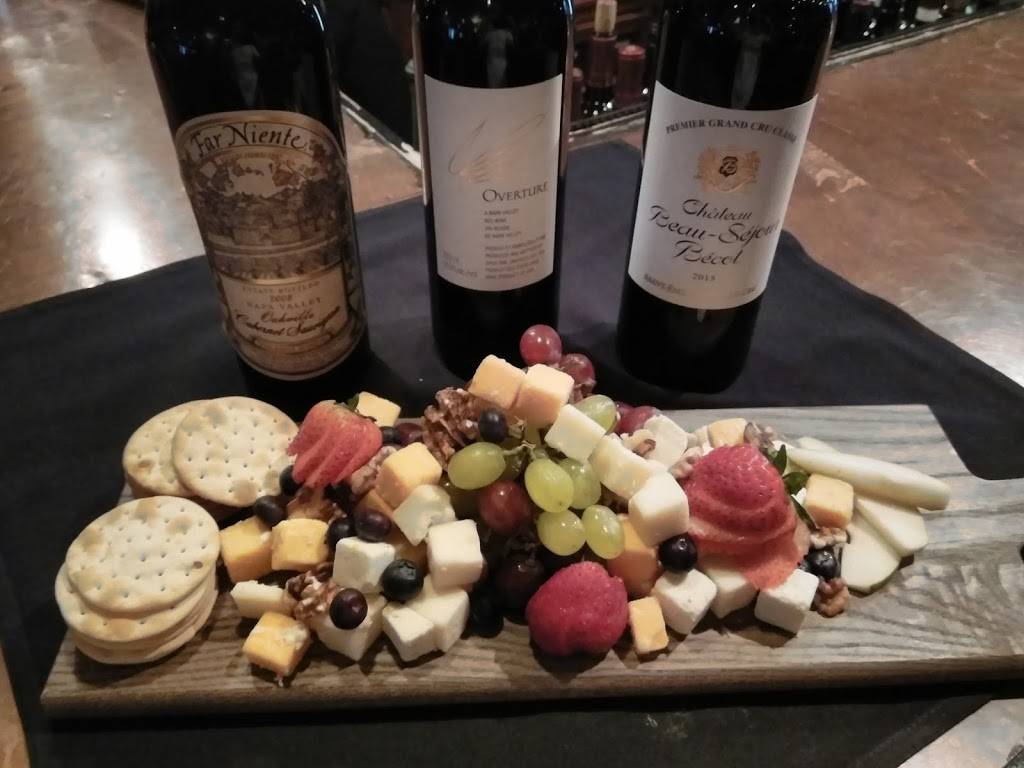 707 Chophouse | restaurant | 707 Bradford Ave, Kemah, TX 77565, USA | 2813349463 OR +1 281-334-9463