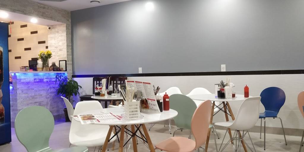 Pho Bat Trang | restaurant | 353 Lake St Unit 18, St. Catharines, ON L2N 7G4, Canada | 9059389968 OR +1 905-938-9968