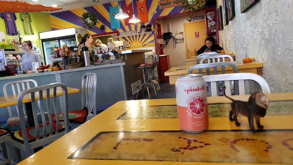 Main Squeeze Natural Foods Cafe | restaurant | 28 S 9th St, Columbia, MO 65201, USA | 5738175616 OR +1 573-817-5616