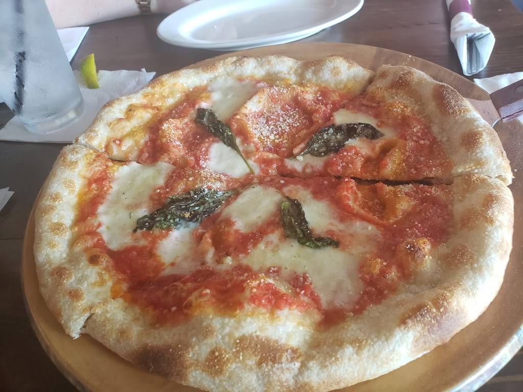 LUCCICARE | restaurant | 4727 E Bell Rd Ste 59 facing, N Tatum Blvd, Phoenix, AZ 85032, USA | 6029968730 OR +1 602-996-8730