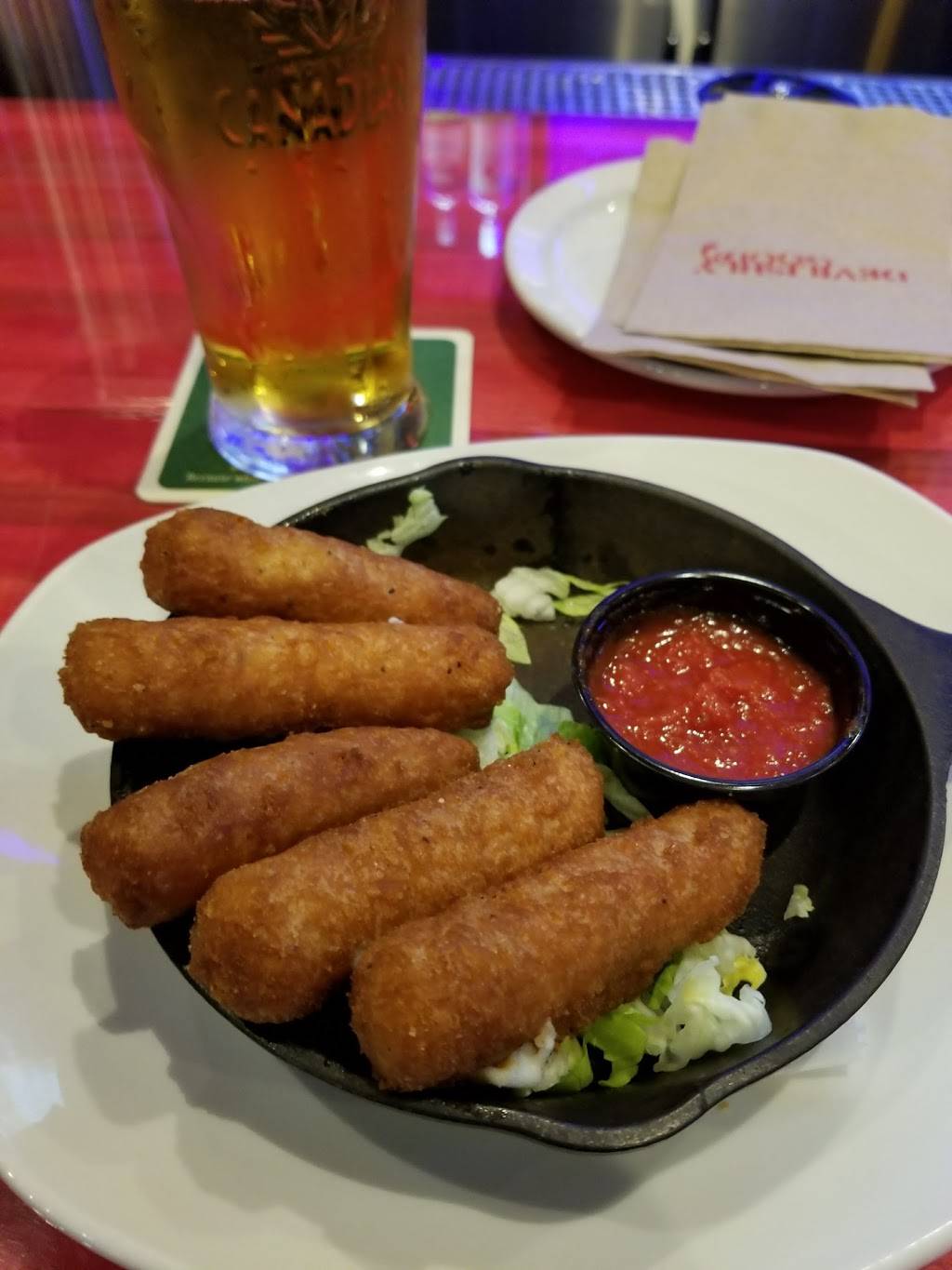 St. Louis Bar & Grill | restaurant | 6485 Mississauga Rd, Mississauga, ON L5N 1A6, Canada | 9059979464 OR +1 905-997-9464