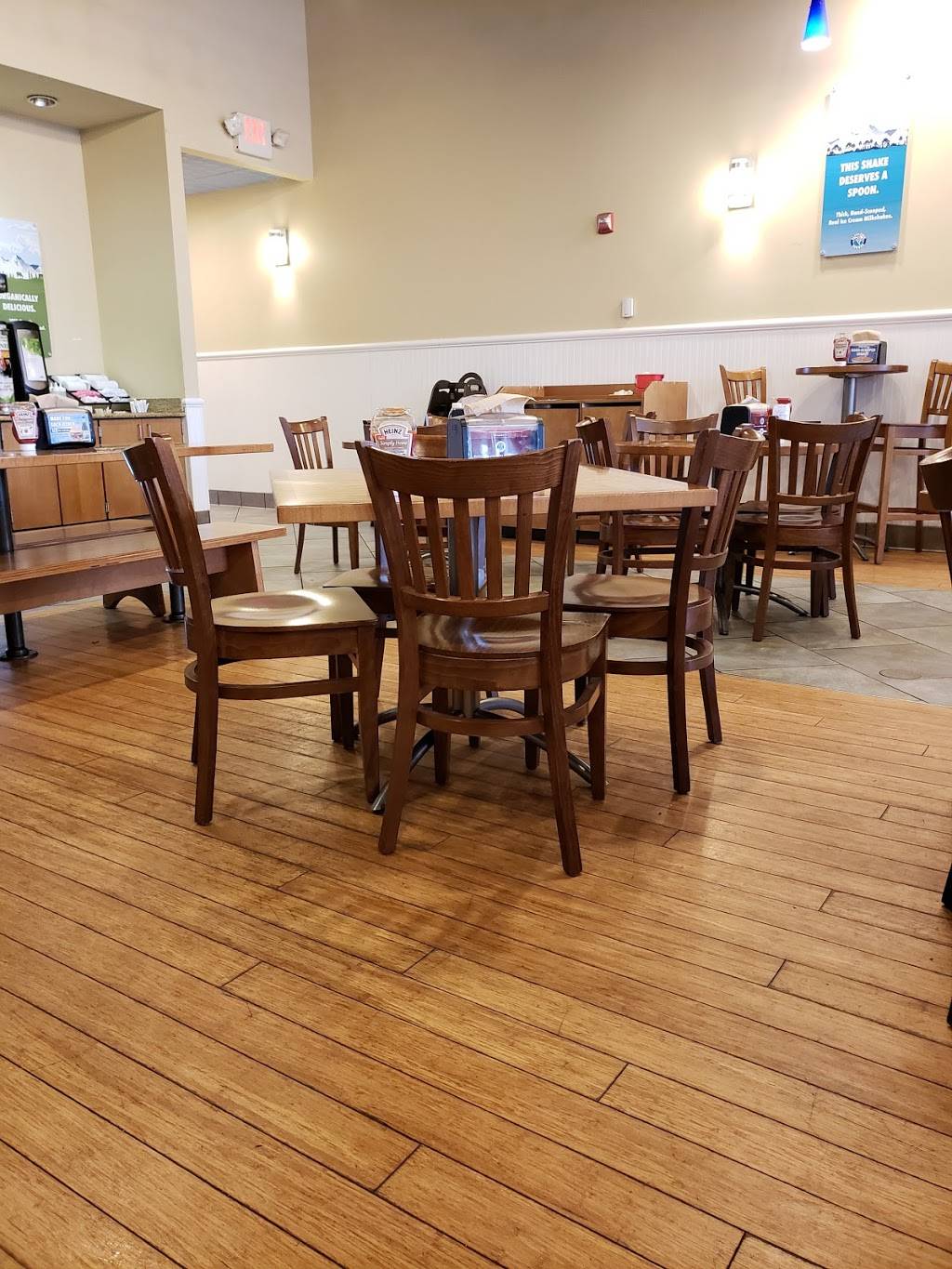 Elevation Burger | restaurant | 85 Western Ave, South Portland, ME 04106, USA | 2078990406 OR +1 207-899-0406