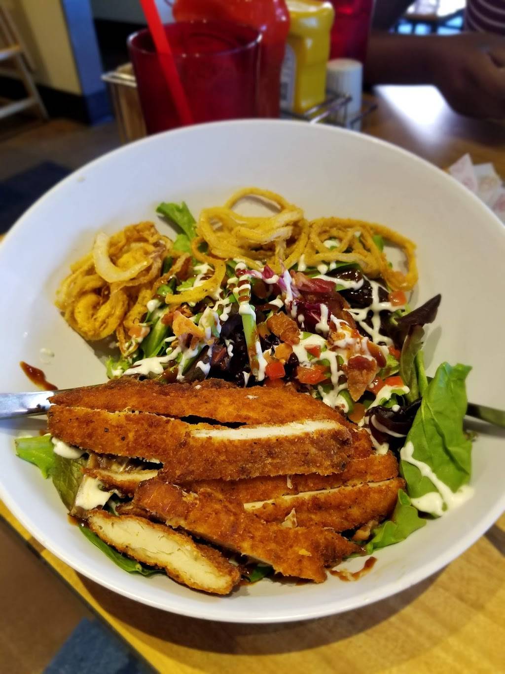 Smashburger | restaurant | 2330 E Arapahoe Rd #909, Centennial, CO 80122, USA | 7204576767 OR +1 720-457-6767