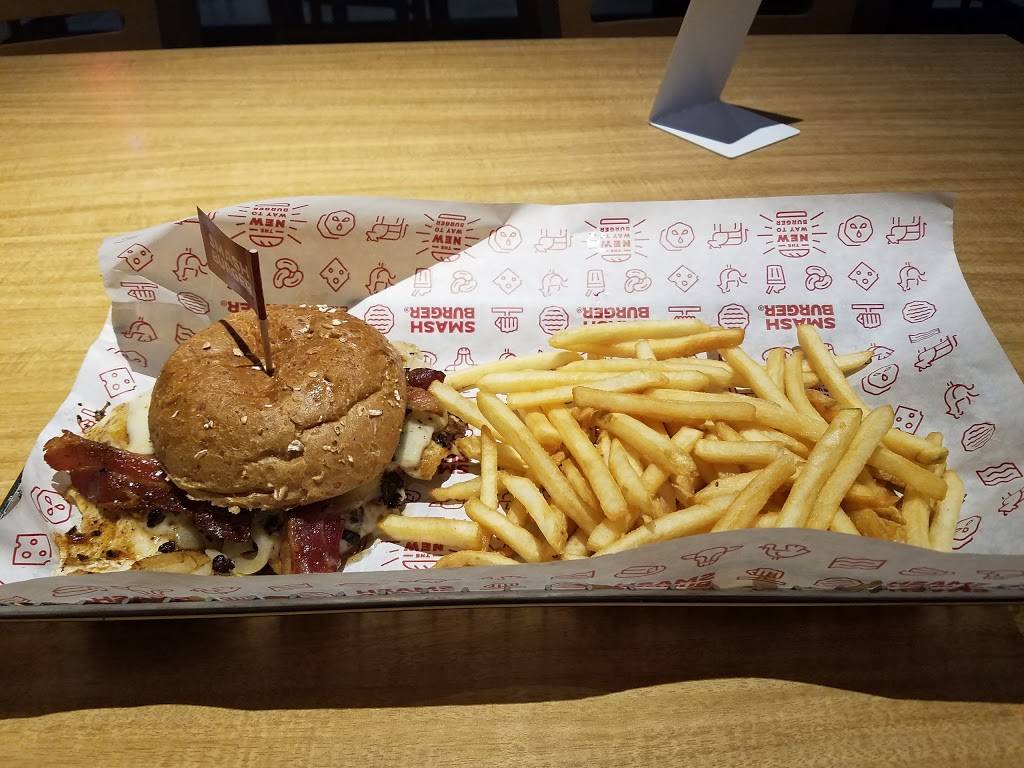 Smashburger | restaurant | 14082 Promenade Commons St, Gainesville, VA 20155, USA | 7037437060 OR +1 703-743-7060