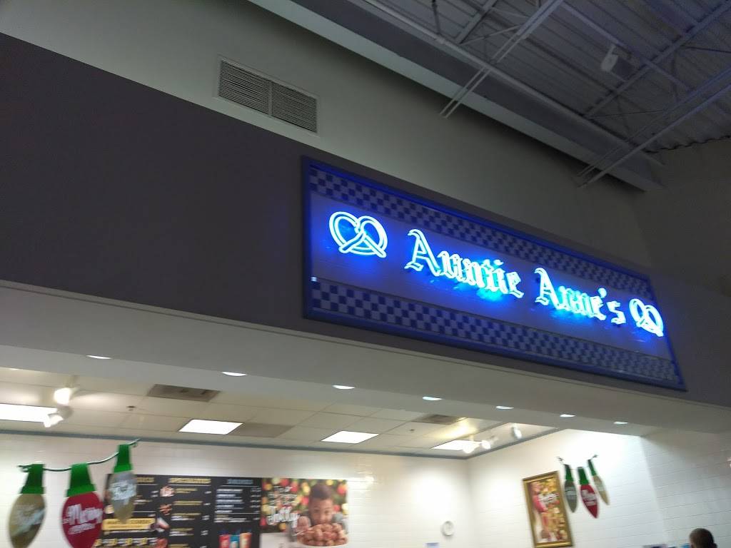 Auntie Annes Pretzels | cafe | 1 Mills Cir #1026, Ontario, CA 91764, USA | 9099802014 OR +1 909-980-2014