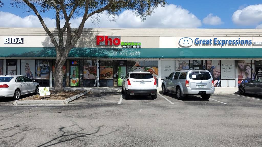 Pho Bamboo | restaurant | 5100 S Cleveland Ave Suite 313, Fort Myers, FL 33907, USA | 2397891251 OR +1 239-789-1251
