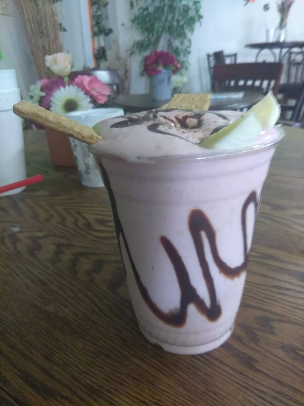 Viva Saludable Club De Nutricion | restaurant | 1110 W Anaheim St #7, Wilmington, CA 90744, USA | 4242151093 OR +1 424-215-1093