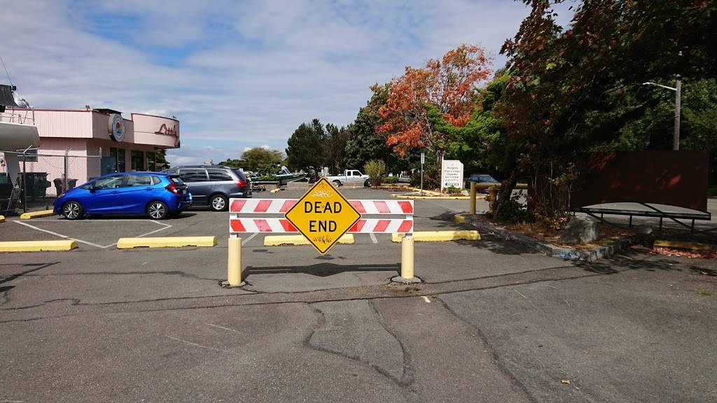 Little Coney | restaurant | 8003 Seaview Ave NW, Seattle, WA 98117, USA | 2067826598 OR +1 206-782-6598