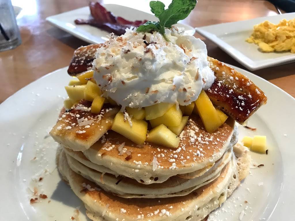 Turn 12 Bar And Grill | restaurant | 400 Tyler St, Monterey, CA 93940, USA | 8313728876 OR +1 831-372-8876