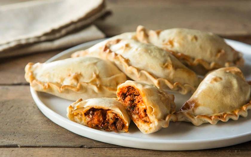 The Empanada Shop | restaurant | 1908 Artesia Blvd, Redondo Beach, CA 90278, USA | 4242479157 OR +1 424-247-9157