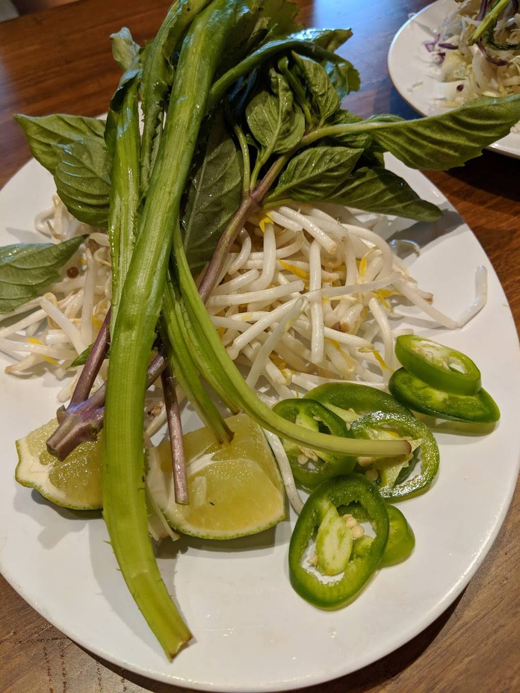 Tèo Bun Bo Hue | restaurant | 8220 SE Harrison St #230, Portland, OR 97216, USA | 5032083532 OR +1 503-208-3532