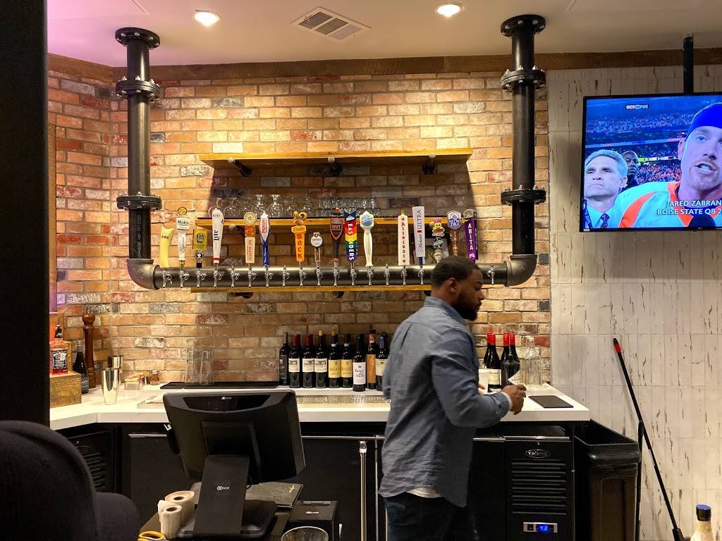 Fireside Pies | restaurant | 6750 Abrams Rd #105, Dallas, TX 75231, USA | 9728852021 OR +1 972-885-2021