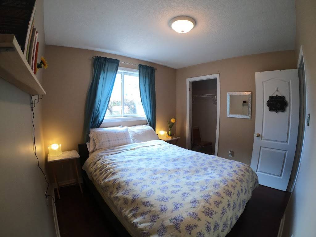 Eat by Roxie | restaurant | 369 Georgian Dr, Barrie, ON L4M 7A2, Canada | 4377793713 OR +1 437-779-3713