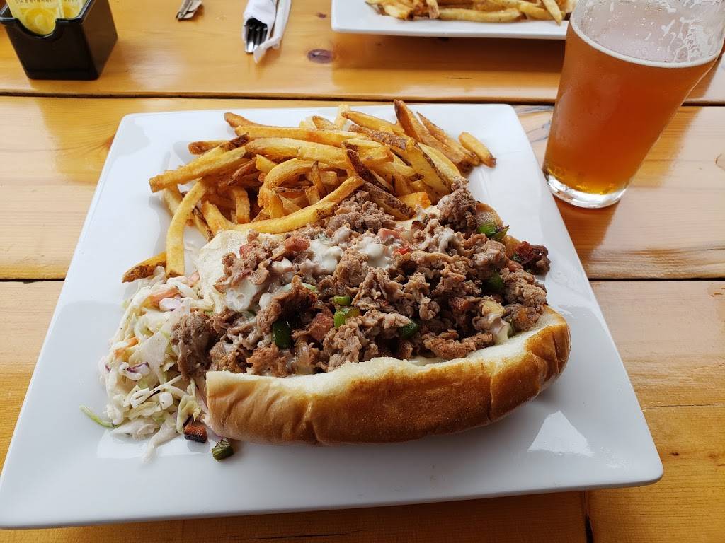 Cape Ann Brewing Co | restaurant | 11 Rogers St, Gloucester, MA 01930, USA | 9782827399 OR +1 978-282-7399