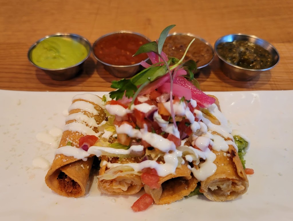 Casa Comal Cocina Tradicional Mexicana | restaurant | 505 State St, Santa Barbara, CA 93101, USA | 8052857925 OR +1 805-285-7925