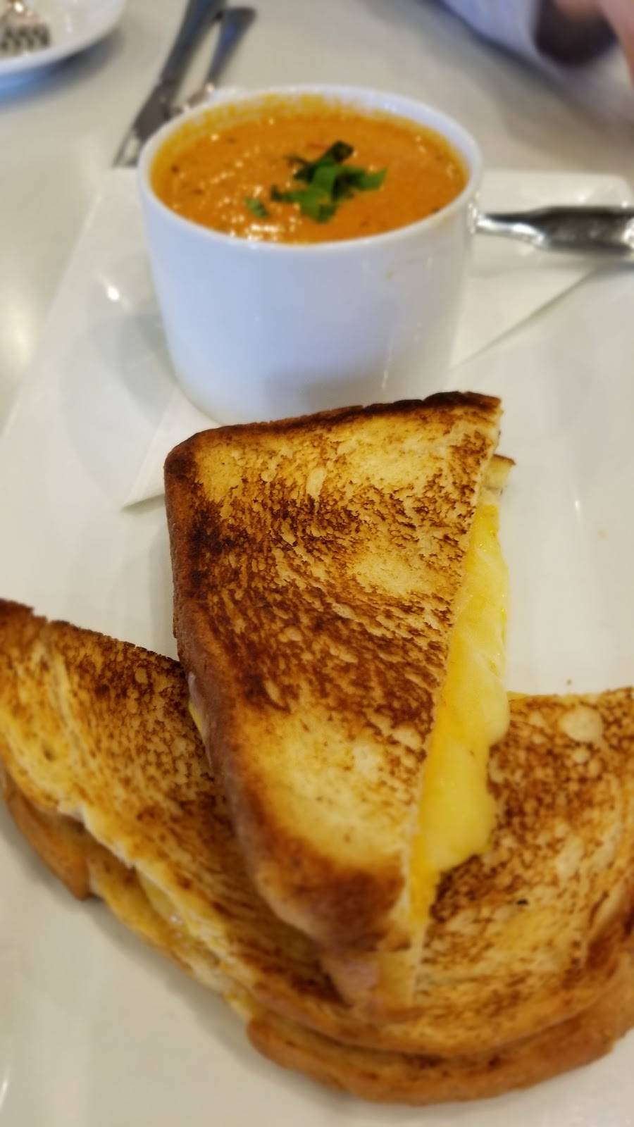 Hasta La Pasta | restaurant | 1450 Grand Pkwy e, Katy, TX 77494, USA | 2813920045 OR +1 281-392-0045