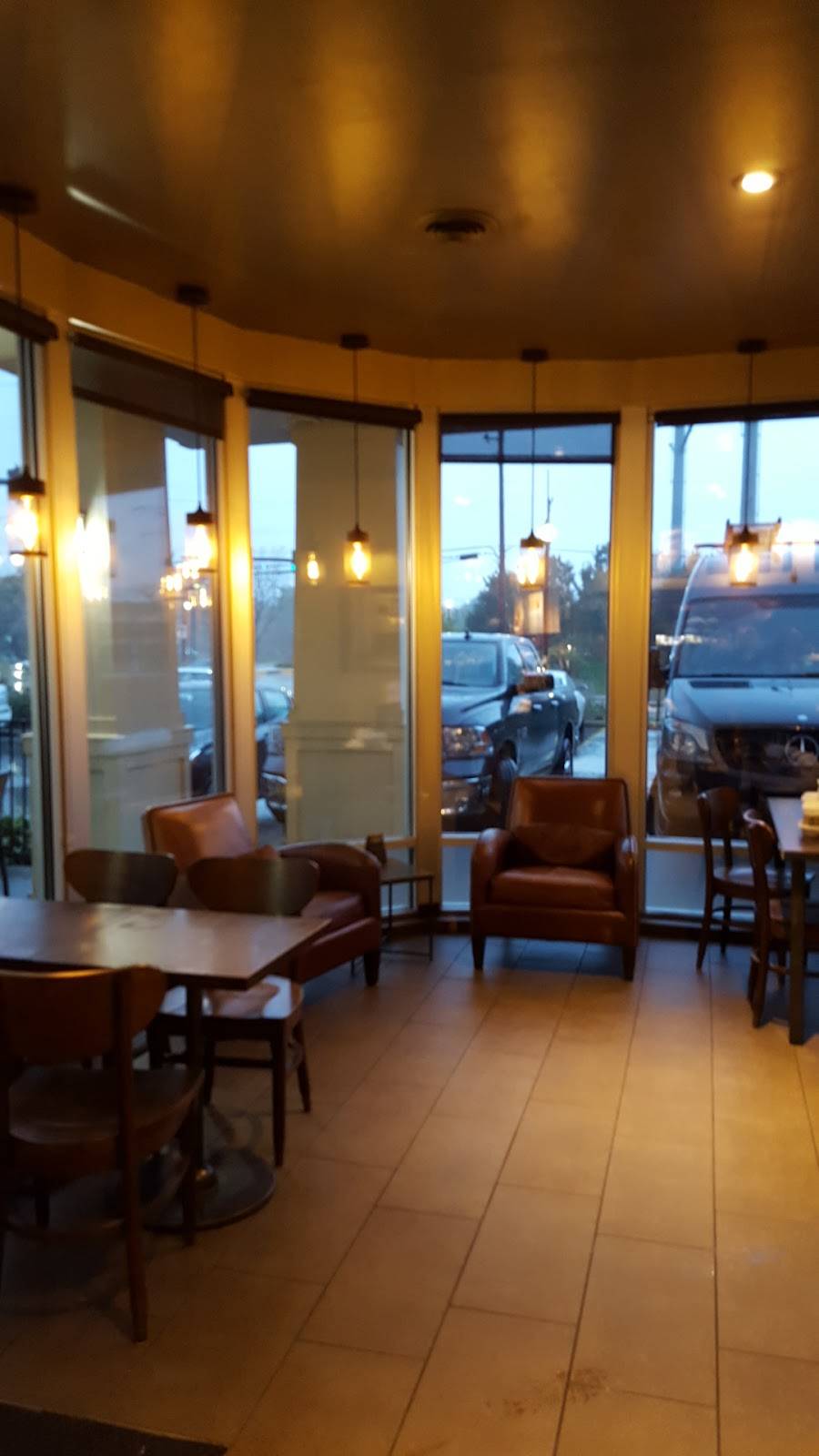 Starbucks | cafe | 1801 Willow Rd, Northfield, IL 60093, USA | 8474412047 OR +1 847-441-2047