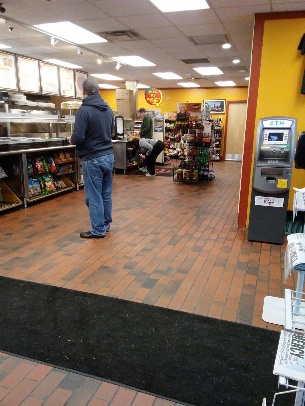 Amatos | restaurant | 1108 Broadway, South Portland, ME 04106, USA | 2077675916 OR +1 207-767-5916