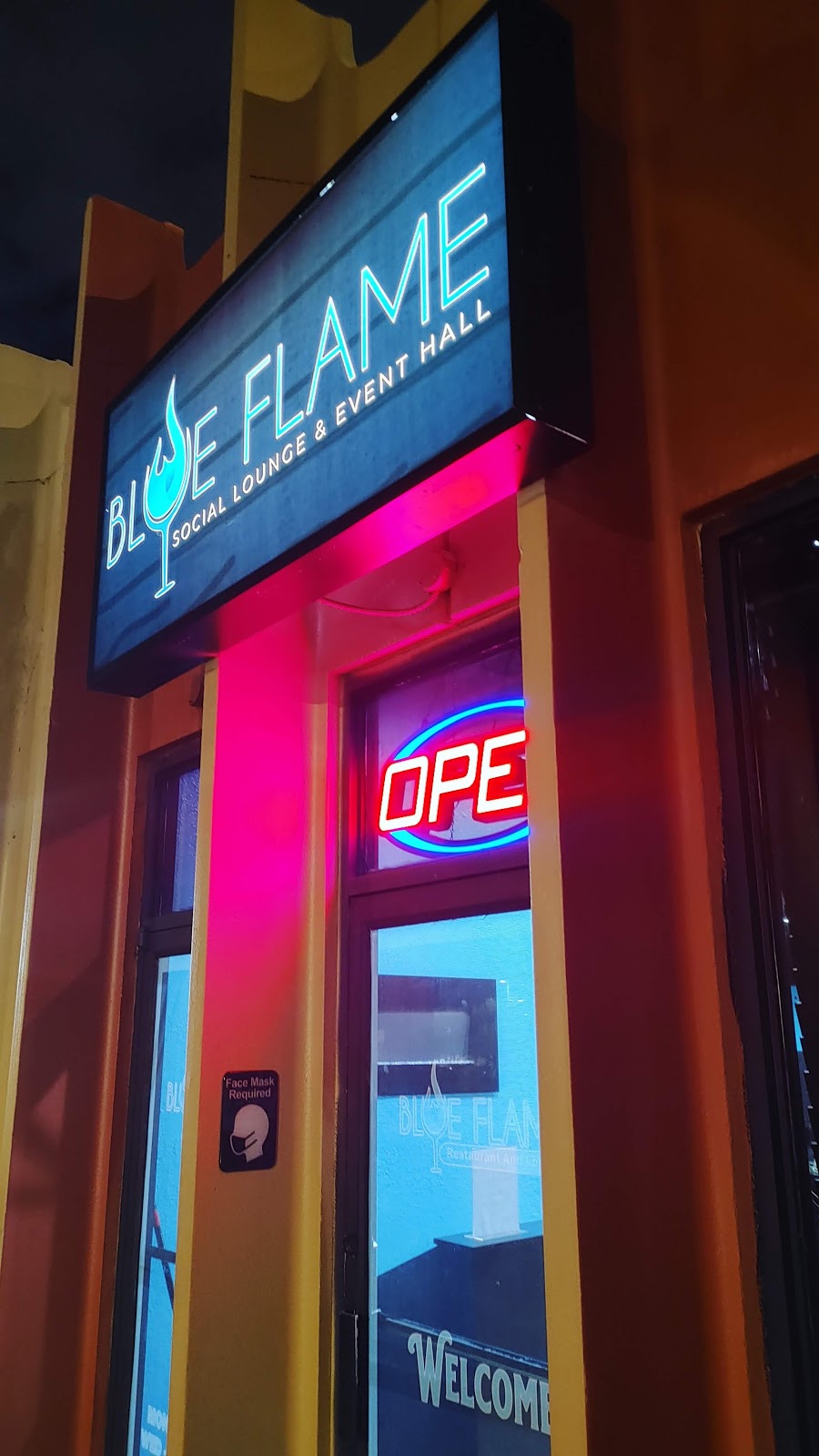 Blue Flame - Southern Restaurant | restaurant | 210 E Fowler Ave, Tampa, FL 33612, USA | 8132809865 OR +1 813-280-9865