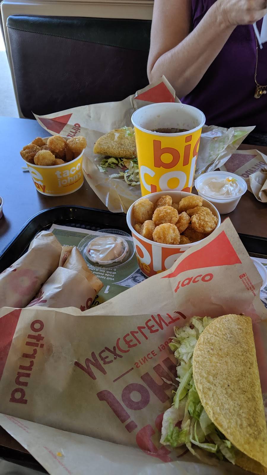 Taco Johns | restaurant | 5810 Logan St, Denver, CO 80216, USA | 7208891780 OR +1 720-889-1780