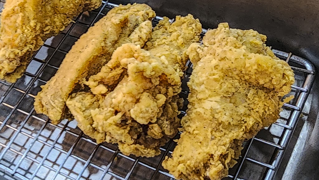 Krispy Krunchy Chicken | restaurant | 2785 W Baseline Rd, Tempe, AZ 85283, USA | 6233993278 OR +1 623-399-3278