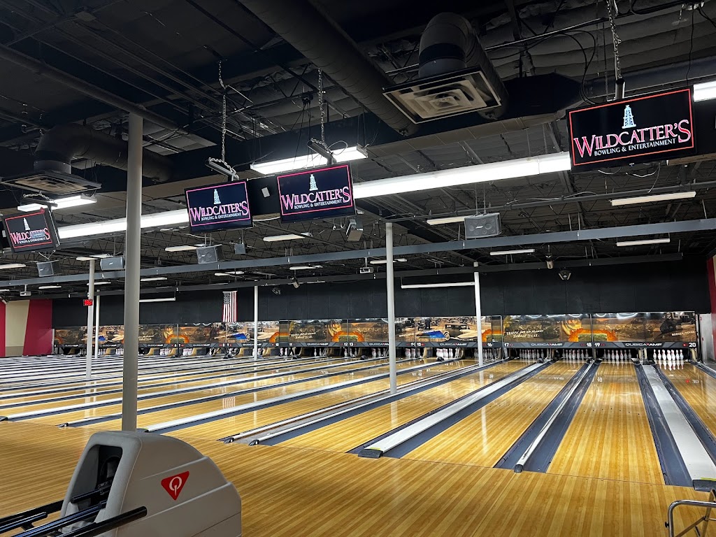 Wildcatters Bowling and Entertainment | restaurant | 1501 S N Main St, Borger, TX 79007, USA | 8064646080 OR +1 806-464-6080