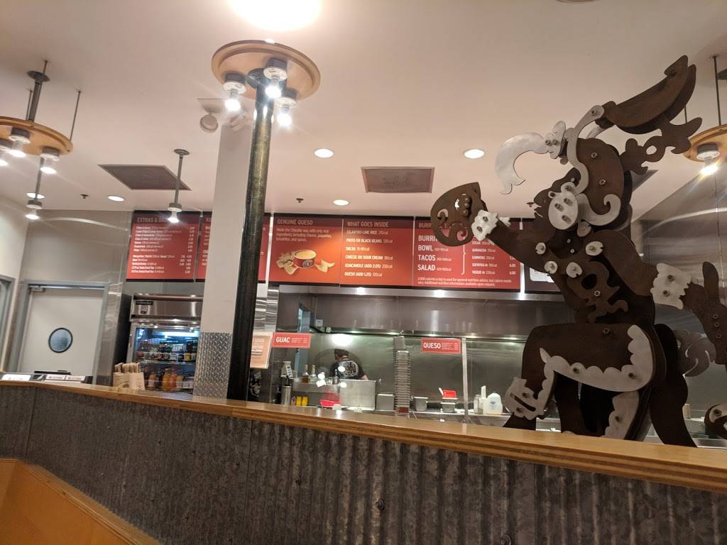 Chipotle Mexican Grill | restaurant | 5794 S 108th St, Hales Corners, WI 53130, USA | 4144271667 OR +1 414-427-1667