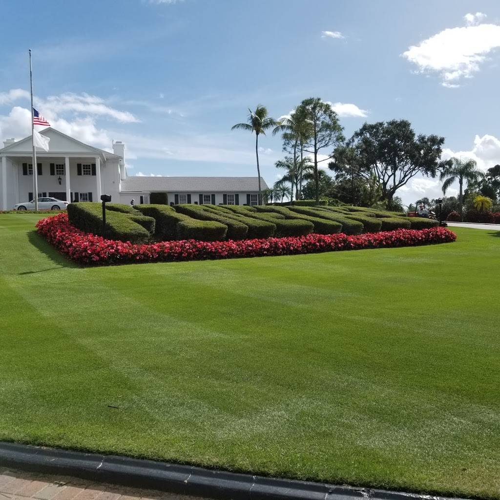 Pine Tree Golf Club | restaurant | 10600 Pine Tree Terrace, Boynton Beach, FL 33436, USA | 5617326404 OR +1 561-732-6404