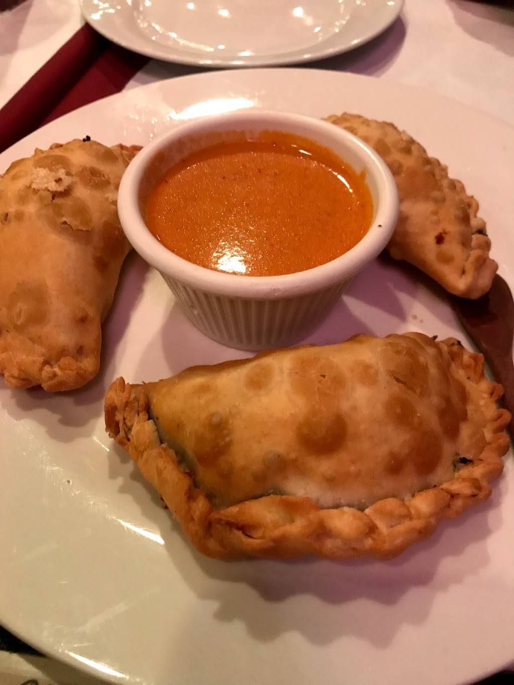 Que Rico Mexican Restaurant | restaurant | 2814 N Southport Ave, Chicago, IL 60657, USA | 7739757436 OR +1 773-975-7436