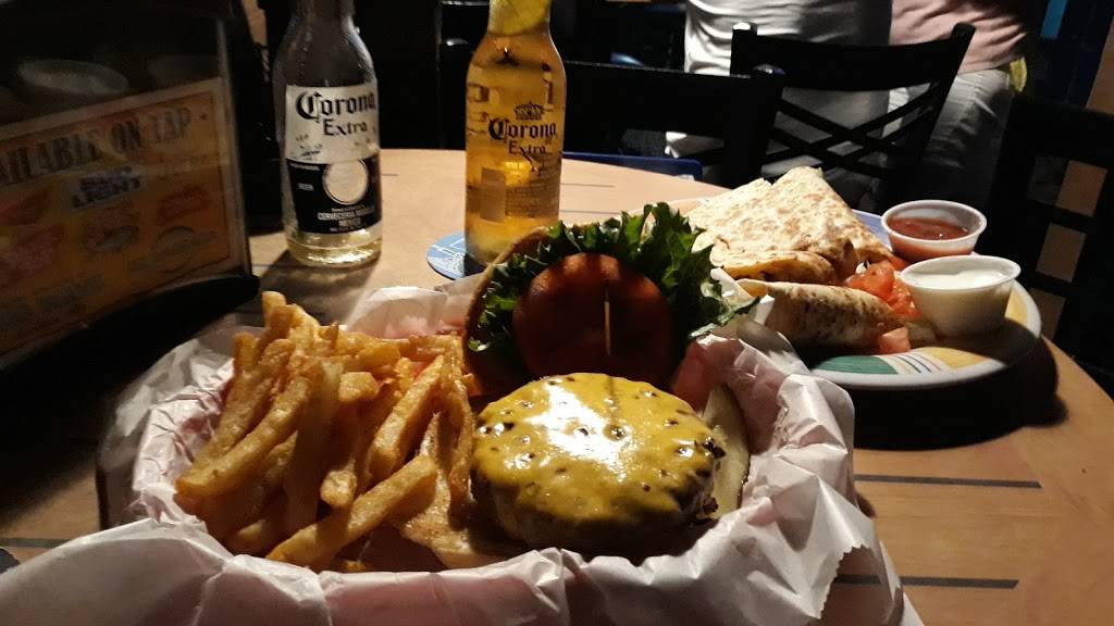 The Parrot Bar and Grill | restaurant | 1100 6th Ave S, Naples, FL 34102, USA | 2394357900 OR +1 239-435-7900