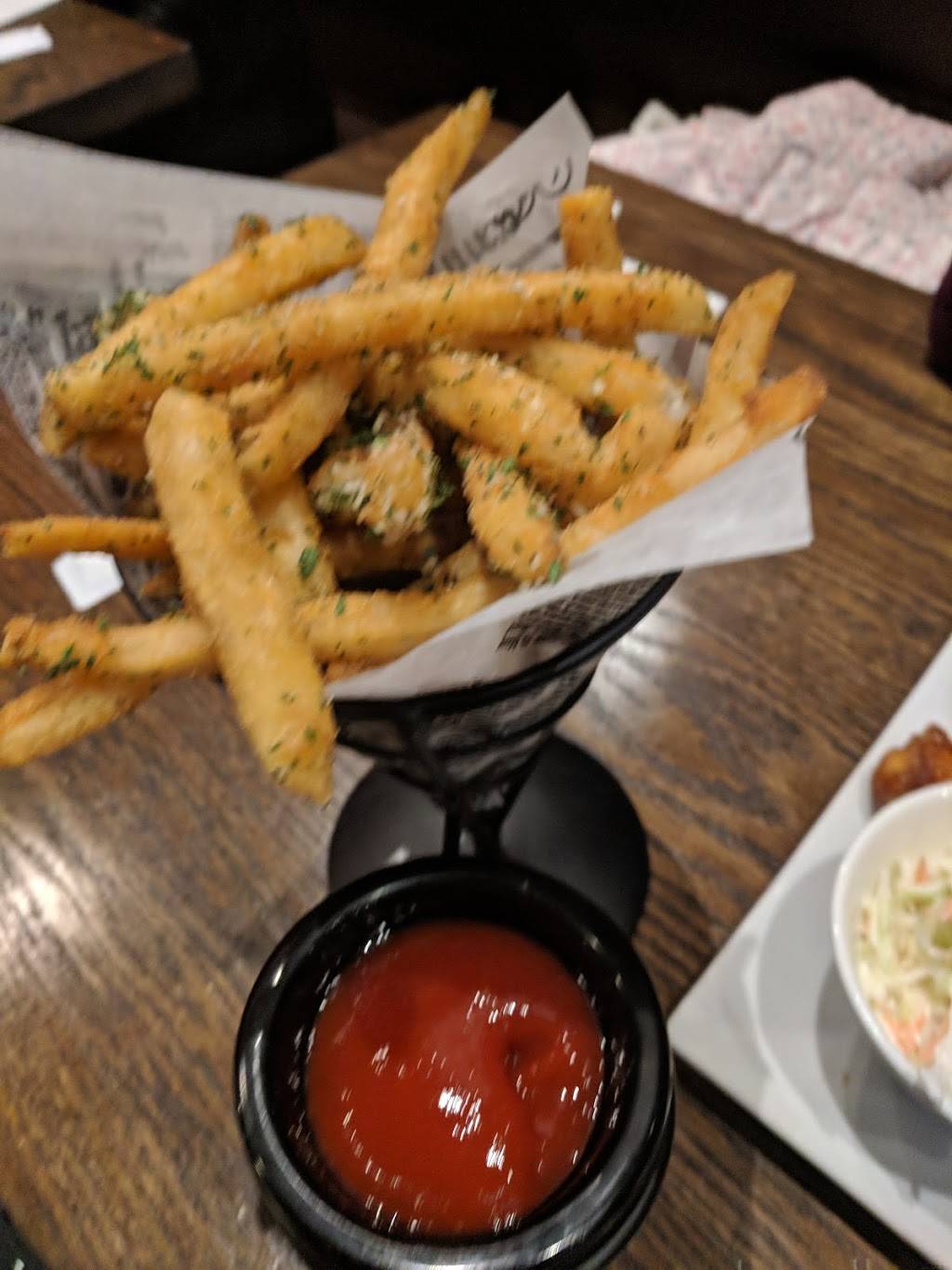 Bonchon | restaurant | 170 College St, New Haven, CT 06510, USA | 2035072159 OR +1 203-507-2159