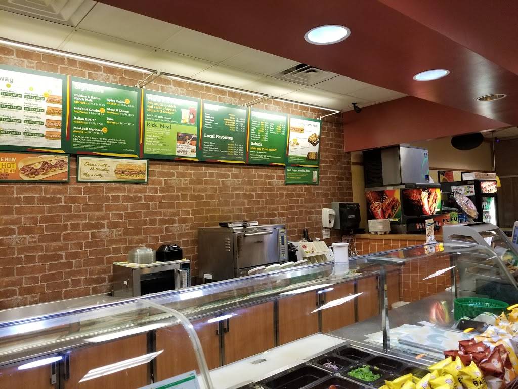 Subway | restaurant | 756 S Gilbert Rd Suite 102, Gilbert, AZ 85296, USA | 4808924910 OR +1 480-892-4910