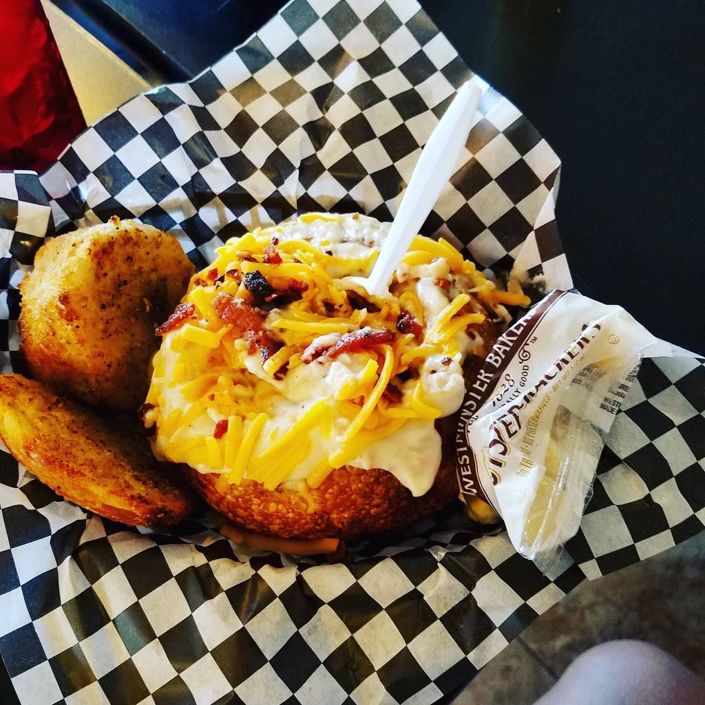 Garcias Pizzaria | restaurant | 724 W Inyo Ave, Tulare, CA 93274, USA | 5596867600 OR +1 559-686-7600