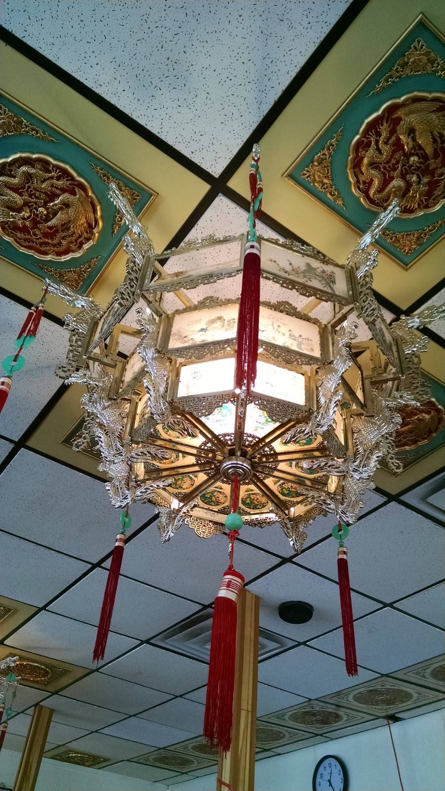 Haylumoon Restaurant | restaurant | 124 N 4th St, Chillicothe, IL 61523, USA | 3092743560 OR +1 309-274-3560