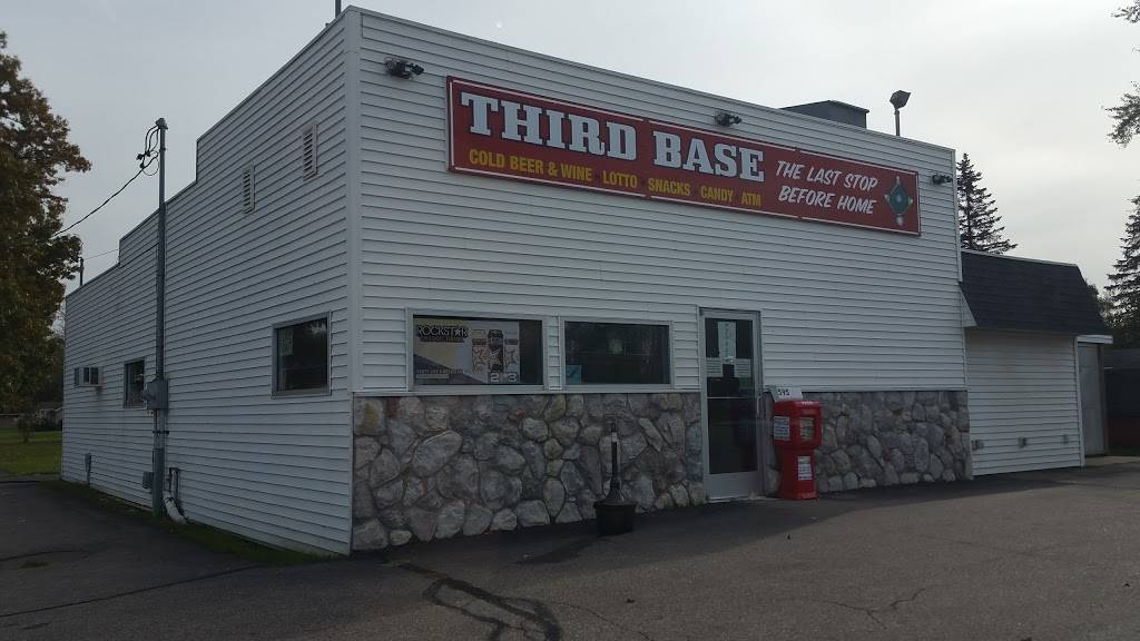 The Fly Inn | restaurant | 9596 626 10th St, Plainwell, MI 49080, USA | 2696851554 OR +1 269-685-1554