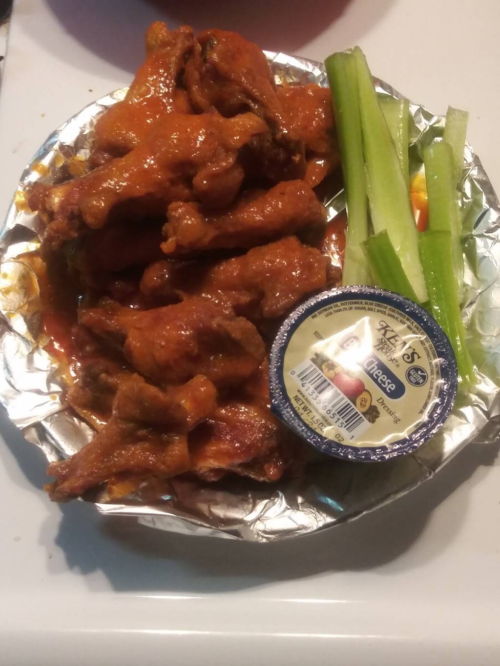 Specialty Wings | restaurant | 2280 Fillmore Ave, Buffalo, NY 14214, USA | 7162479464 OR +1 716-247-9464