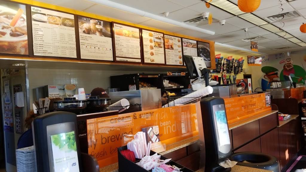 Dunkin Donuts | cafe | 8119 Watson St, McLean, VA 22102, USA | 7032263656 OR +1 703-226-3656