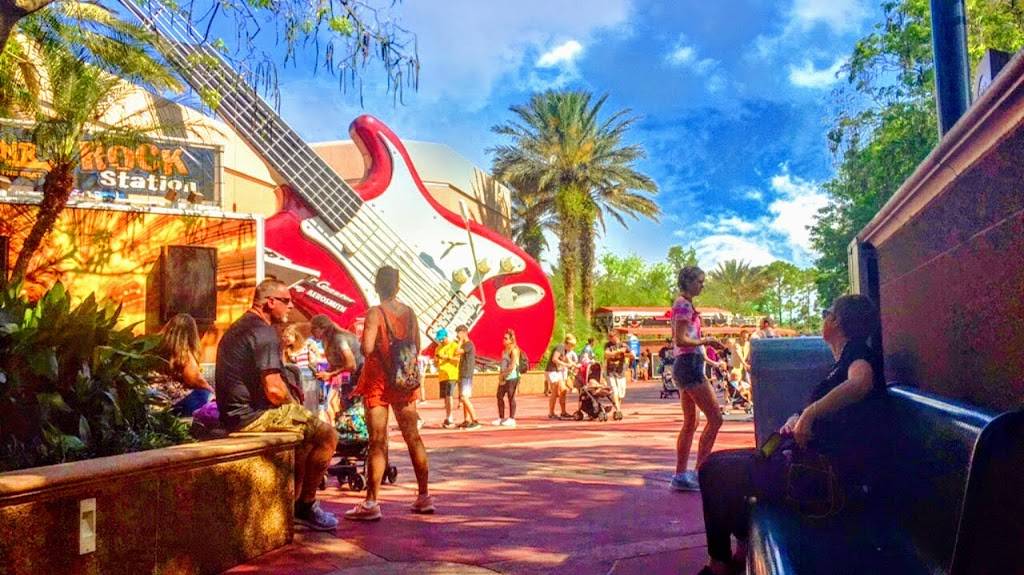 KRNR The Rock Station | restaurant | 351 S Studio Dr N, Lake Buena Vista, FL 32830, USA | 4079395277 OR +1 407-939-5277