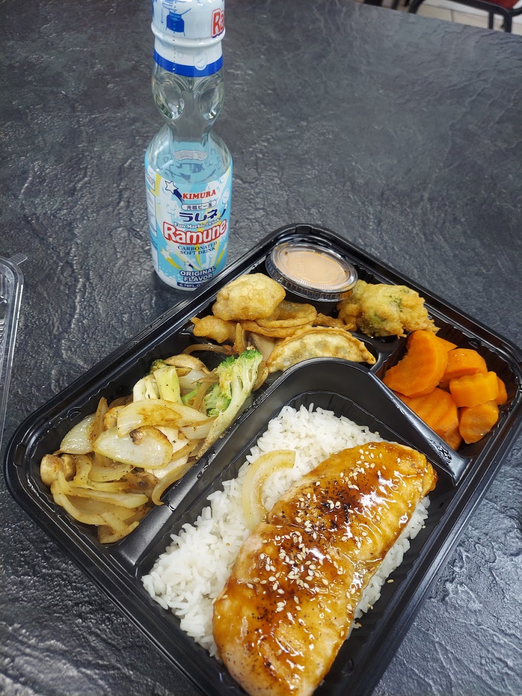 Hibachi Legend | restaurant | 5833 Dorr St, Toledo, OH 43615, USA | 5673158313 OR +1 567-315-8313