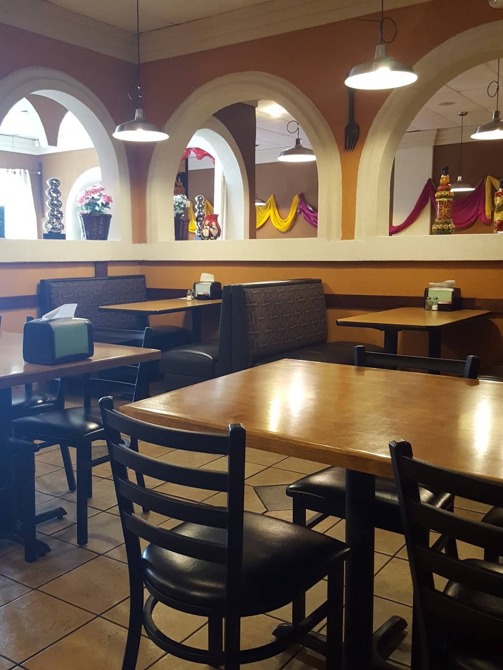 Sizzler Cuisine Of India | restaurant | 581 Old Hickory Blvd k, Jackson, TN 38305, USA | 7313007757 OR +1 731-300-7757