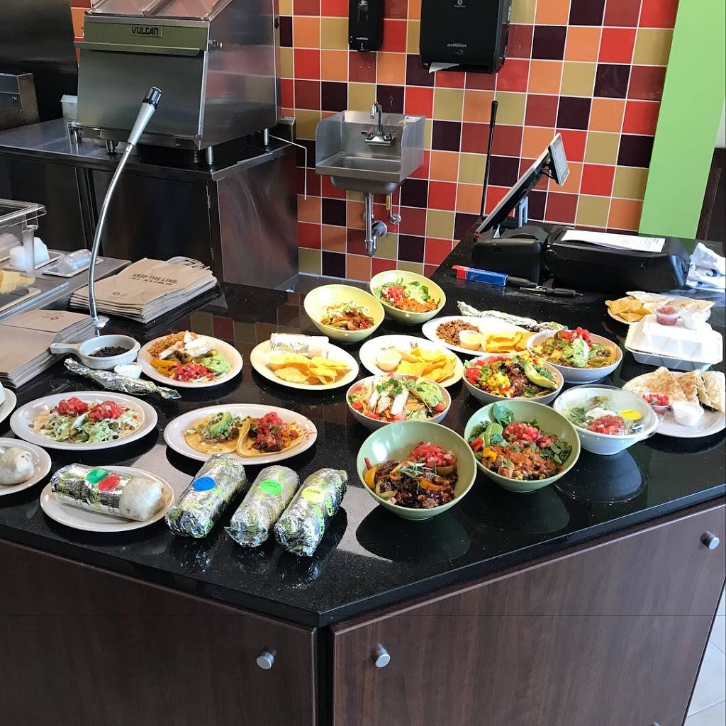 California Tortilla | restaurant | 300 Atlantic St, Stamford, CT 06901, USA | 2035048597 OR +1 203-504-8597