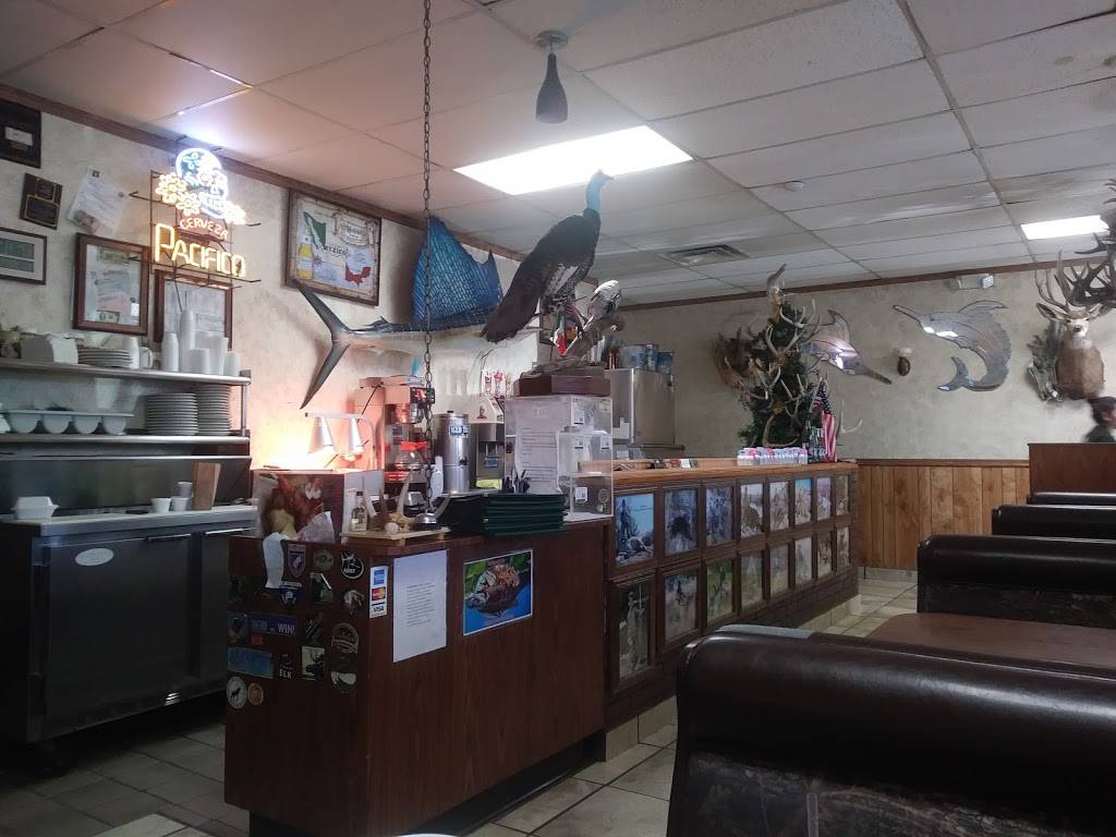 Casa Jimenez Restaurant | restaurant | 15800 Main St #220, Hesperia, CA 92345, USA | 7609569913 OR +1 760-956-9913